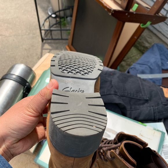 Clarks boots - Picture 2 of 3